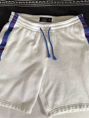 Abercrombie & Fitch White Men's Shorts with Blue Trim size M